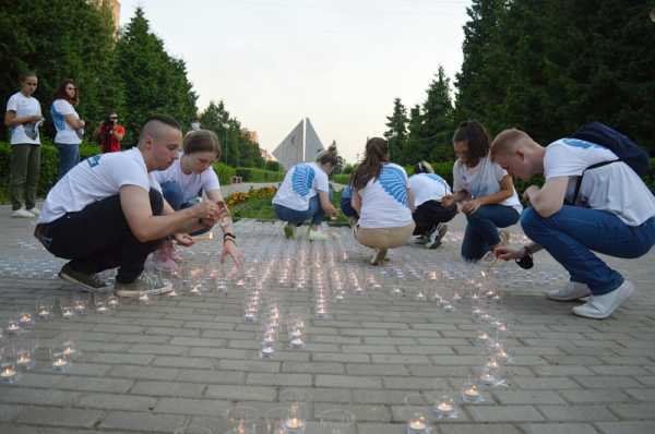 Воспоминания о героях семьи. Акция «Свеча Памяти» прошла в городе Белоозерском