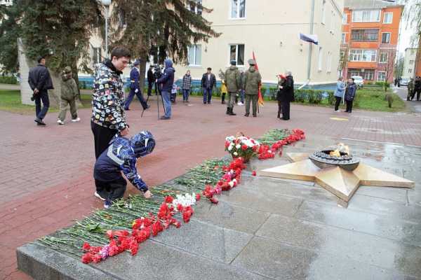 На мемориальном комплексе «Вечный огонь» почтили память воинов, отдавших свои жизни в Великой Отечественной войне