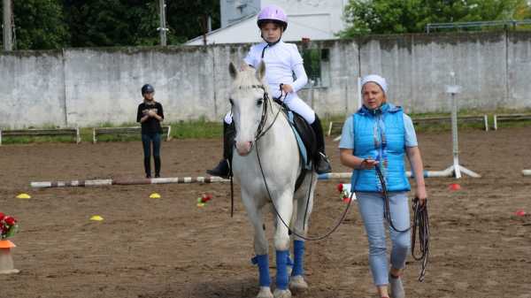 Прошли соревнования по конному спорту для детей с ограниченными возможностями здоровья