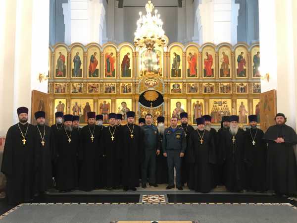 Празднование «Вербного Воскресенья» и праздника «Пасхи».